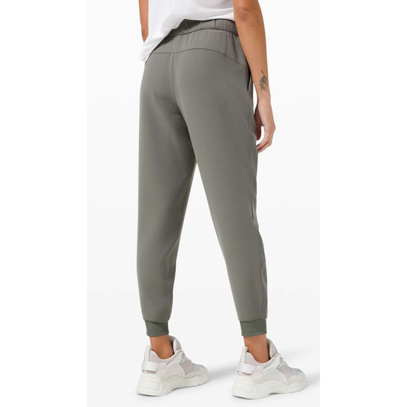 Lululemon On The Fly Jogger Pant Woven 28" Grey W5bzds Women's Size 8 *Flawed - Picture 15 of 16